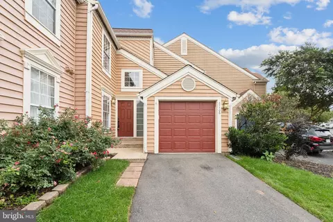 Exterior - 21106 Crocus Ter, Ashburn, VA 20147 photo 2 of 2