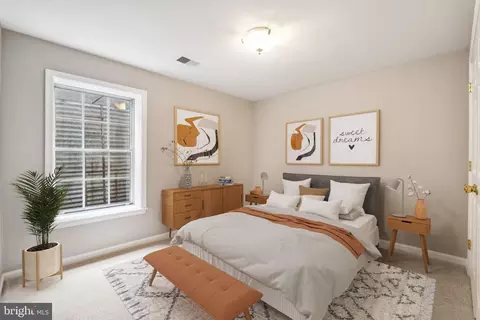 Bedroom - 21106 Crocus Ter, Ashburn, VA 20147 photo 4 of 4
