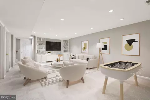 Living - 21106 Crocus Ter, Ashburn, VA 20147 photo 3 of 3