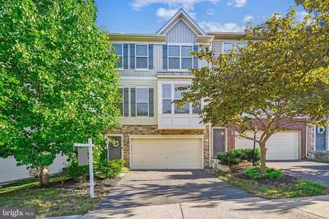 42732 Ogilvie Sq, Ashburn, VA 20148