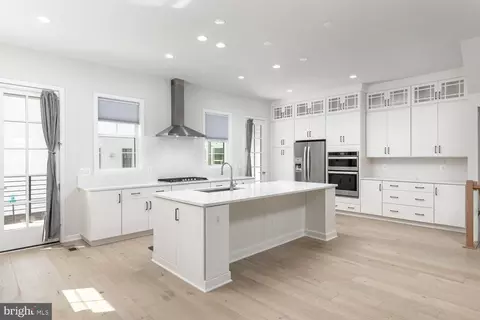 43467 Croson Ln, Ashburn, VA 20148 photo 8