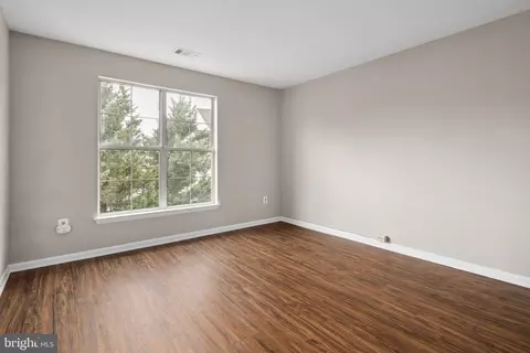 44246 Mossy Brook Sq, Ashburn, VA 20147 photo 30