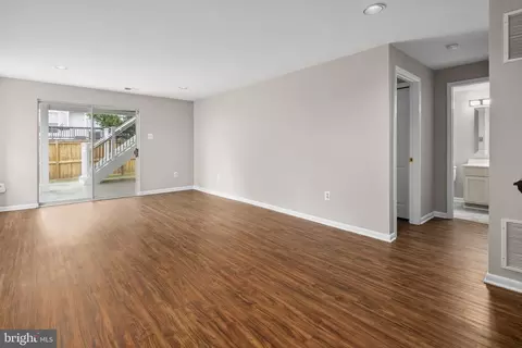 44246 Mossy Brook Sq, Ashburn, VA 20147 photo 47
