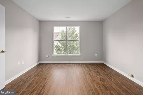 44246 Mossy Brook Sq, Ashburn, VA 20147 photo 31