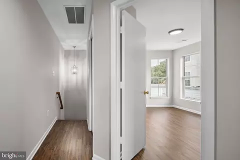 44246 Mossy Brook Sq, Ashburn, VA 20147 photo 29