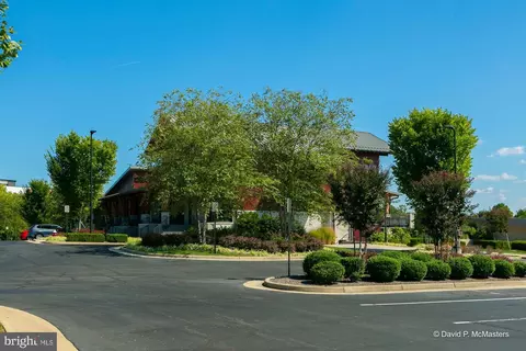Exterior - 20434 Codman Dr, Ashburn, VA 20147 photo 9 of 15