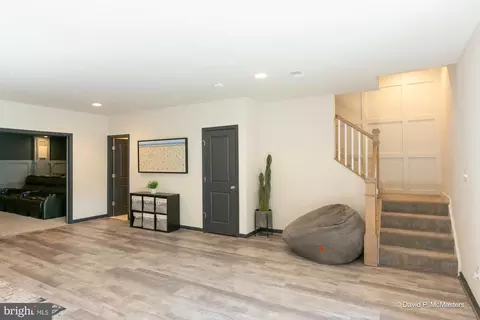 Entry Way - 20434 Codman Dr, Ashburn, VA 20147 photo 21 of 24