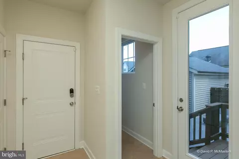 Entry Way - 20434 Codman Dr, Ashburn, VA 20147 photo 7 of 24