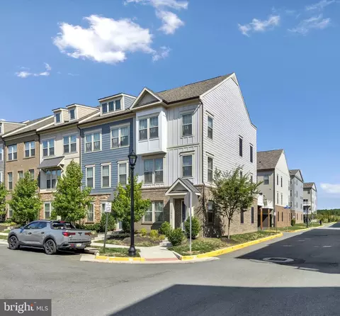 1046 Cantina Ter SE, Leesburg, VA 20175