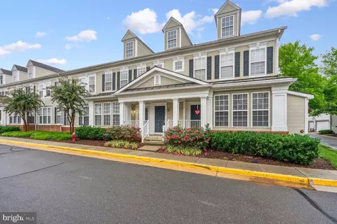 43074 Zander Ter, Ashburn, VA 20147