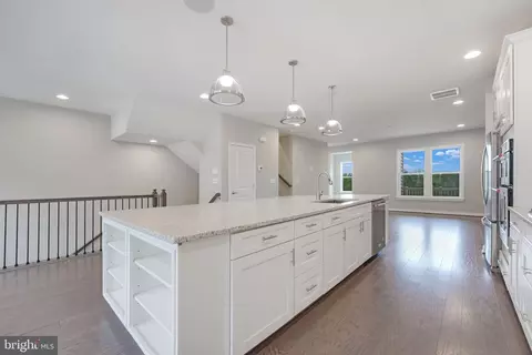 19976 Abram Ter, Ashburn, VA 20147 photo 9