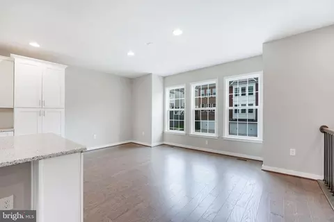 19976 Abram Ter, Ashburn, VA 20147 photo 5