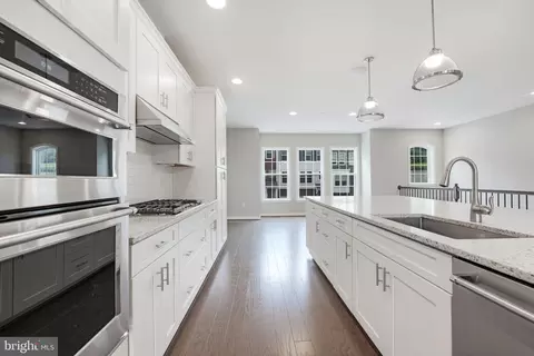 19976 Abram Ter, Ashburn, VA 20147 photo 11