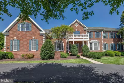43574 Old Kinderhook Dr, Ashburn, VA 20147 photo 1