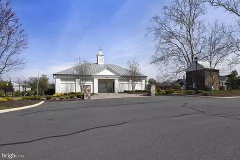 Exterior - 40932 Foxtail Fields Dr, Aldie, VA 20105 photo 15 of 19