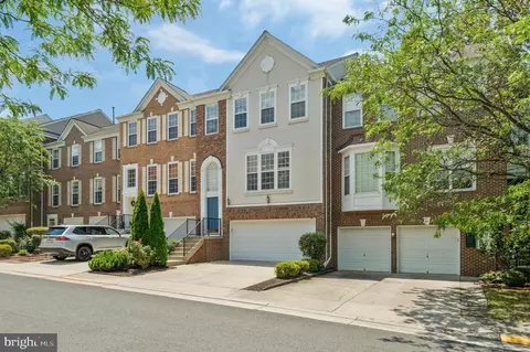 45755 Smoketree Ter, Sterling, VA 20166