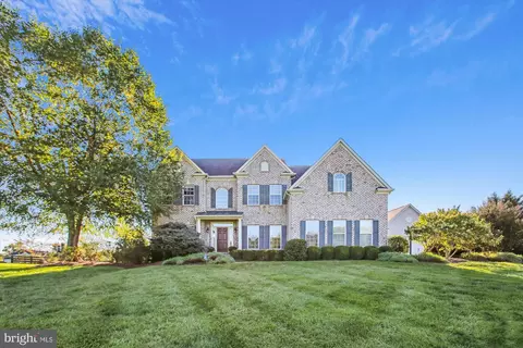20353 Tanager Pl, Leesburg, VA 20175