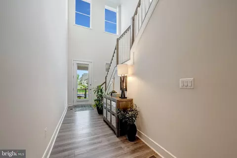 23610 Jayadev Ter, Ashburn, VA 20148 photo 5