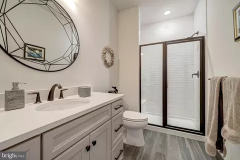 23610 Jayadev Ter, Ashburn, VA 20148 photo 45
