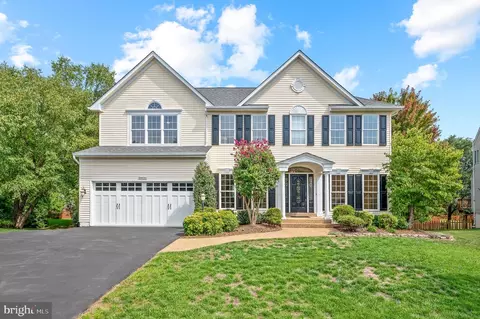 20626 Hiddengrove Ct, Ashburn, VA 20147