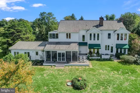 14803 Purcellville Rd, Hillsboro, VA 20132