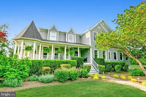 36240 Osburn Rd, Purcellville, VA 20132