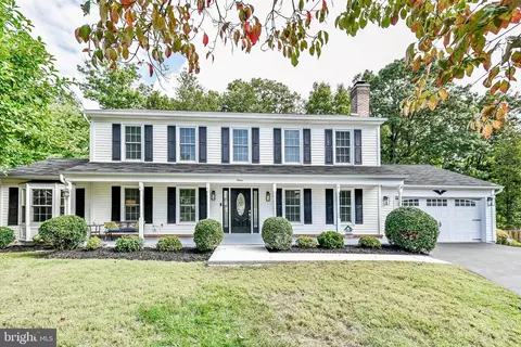 12 Barnswallow, Sterling, VA 20164