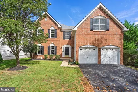 42730 Freedom St, Chantilly, VA 20152