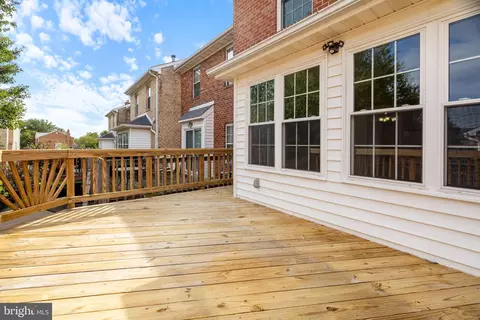 Exterior - 21076 Gladstone Dr, Sterling, VA 20164 photo 5 of 11