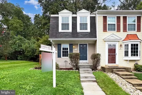 18 Asbury Way, Sterling, VA 20165
