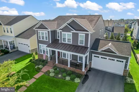 1011 Akan St SE, Leesburg, VA 20175