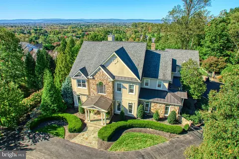 40428 Spectacular Bid Pl, Leesburg, VA 20176
