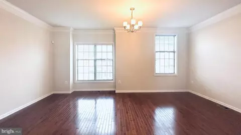 22599 Willington Sq, Ashburn, VA 20148 photo 5
