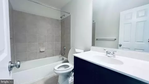 22599 Willington Sq, Ashburn, VA 20148 photo 14