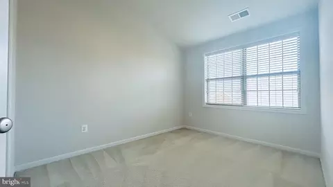 22599 Willington Sq, Ashburn, VA 20148 photo 12