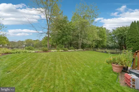 Exterior - 25808 Flintonbridge Dr, Chantilly, VA 20152 photo 19 of 20