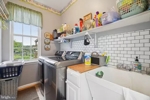 Other - 25808 Flintonbridge Dr, Chantilly, VA 20152 photo 10 of 16