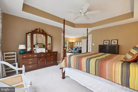 Bedroom - 25808 Flintonbridge Dr, Chantilly, VA 20152 photo 7 of 10
