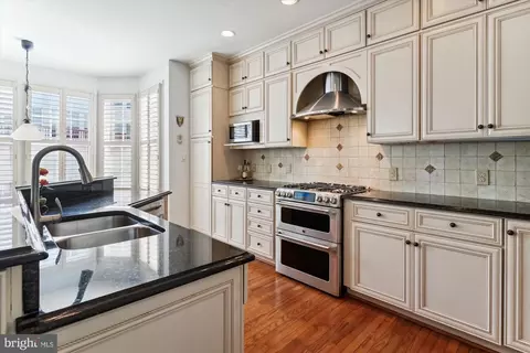 46127 Geneva Ter, Sterling, VA 20165 photo 14