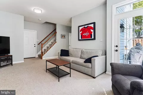 46127 Geneva Ter, Sterling, VA 20165 photo 32