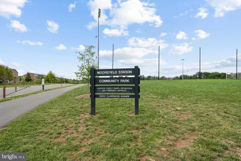 43481 Charitable St, Ashburn, VA 20148 photo 44