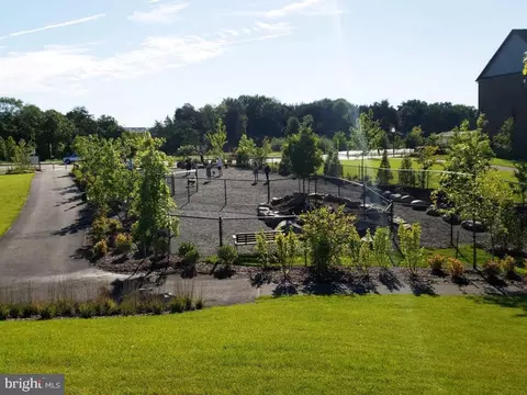 43481 Charitable St, Ashburn, VA 20148 photo 46