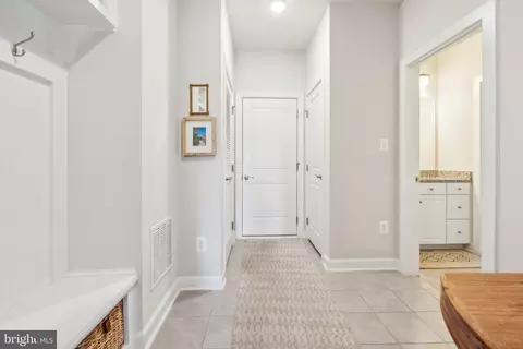 43481 Charitable St, Ashburn, VA 20148 photo 4