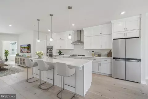43498 Madison Spring Ter, Ashburn, VA 20148