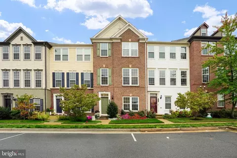 491 Flameflower Ter SE, Leesburg, VA 20175