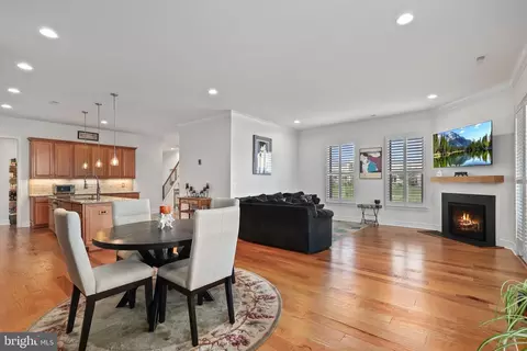 42799 Macbeth Ter, Ashburn, VA 20148 photo 12