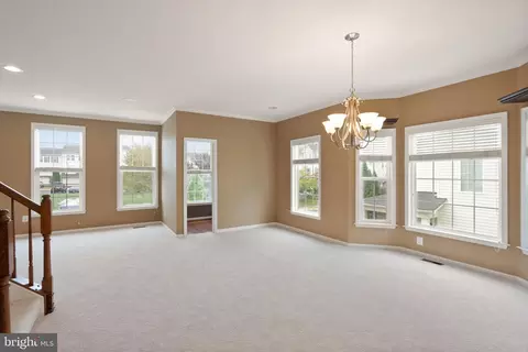 Living - 42463 Patrick Wayne Sq, Broadlands, VA 20148 photo 1 of 9
