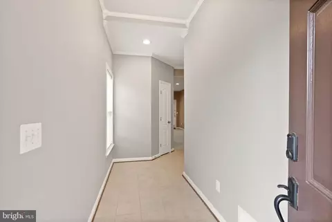 Entry Way - 42463 Patrick Wayne Sq, Broadlands, VA 20148 photo 1 of 10