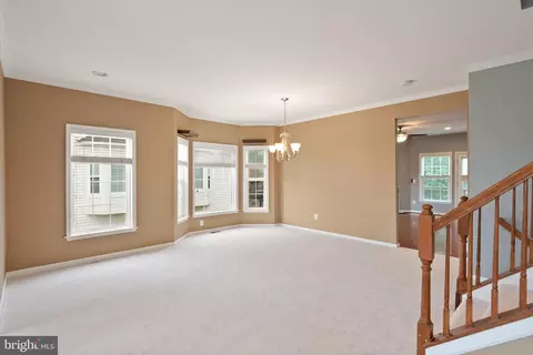 Living - 42463 Patrick Wayne Sq, Broadlands, VA 20148 photo 3 of 9