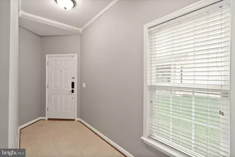 Entry Way - 42463 Patrick Wayne Sq, Broadlands, VA 20148 photo 2 of 10